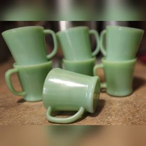 Vintage Jadeite Fire king Anchor Hocking mugs x7